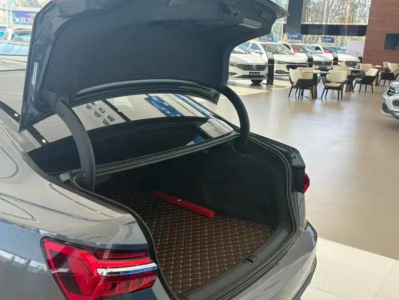 Audi A6L 2020 40 TFSI Luxury Dynamic — миниатюра 31