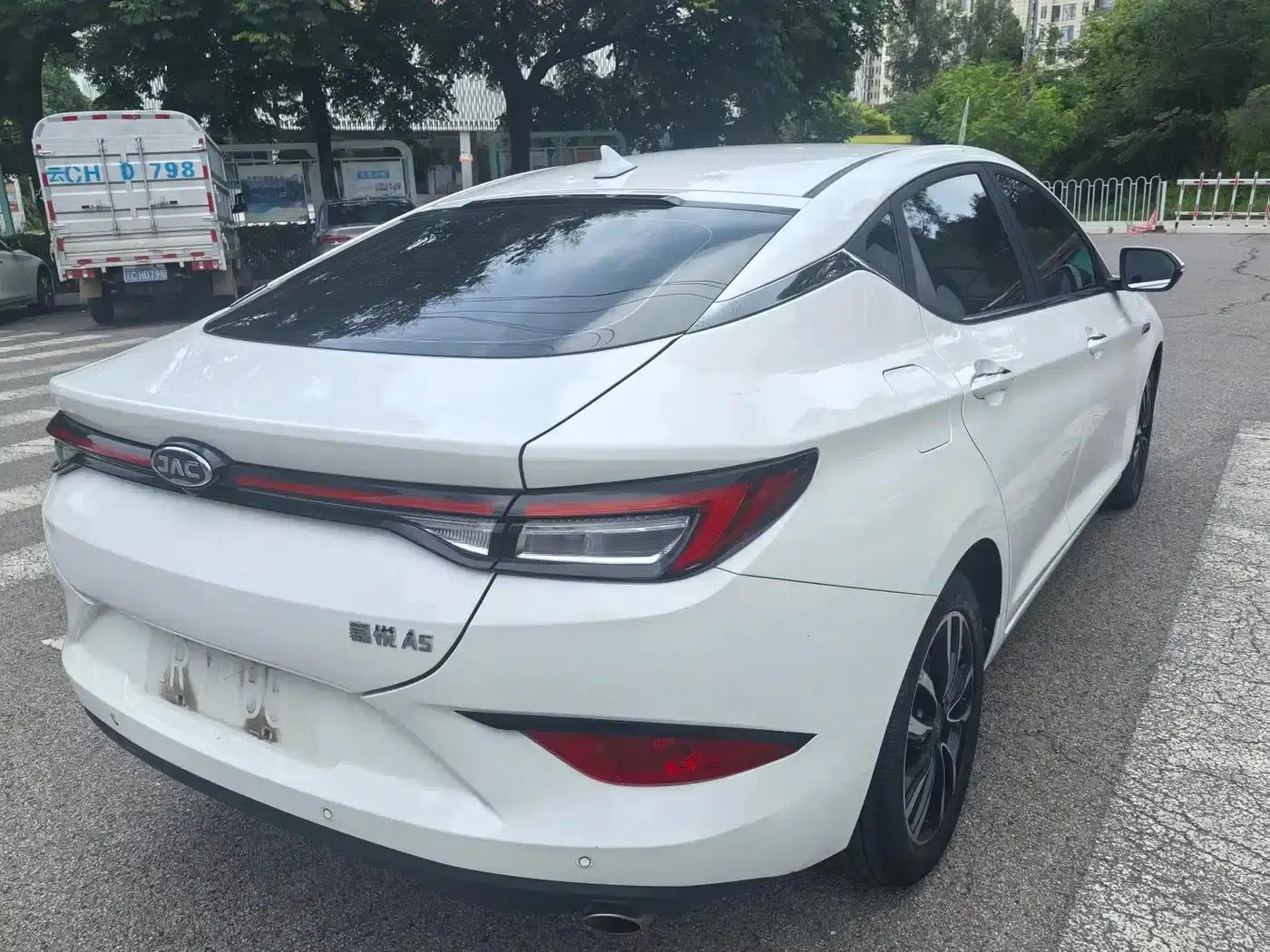 Jiayue A5 2020 1.5T CVT Premium Edition — миниатюра 8