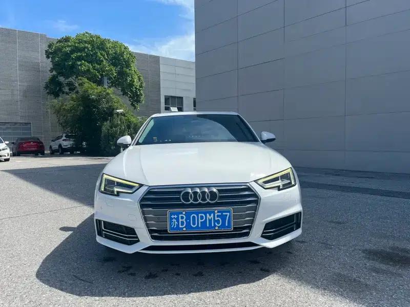 Audi A4L 2018 30th Anniversary Edition 40 TFSI Fashion Model — миниатюра 2