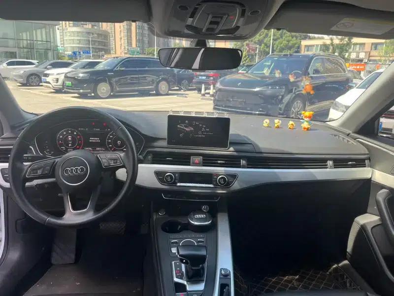 Audi A4L 2018 30th Anniversary Edition 40 TFSI Fashion Model — миниатюра 8