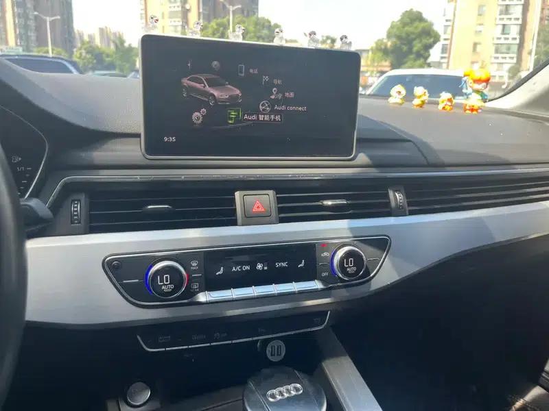 Audi A4L 2018 30th Anniversary Edition 40 TFSI Fashion Model — миниатюра 9
