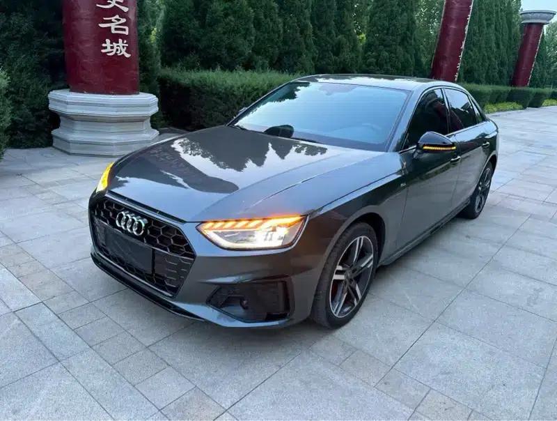 Audi A4L 2022 40 TFSI Fashion Elegance — миниатюра 1