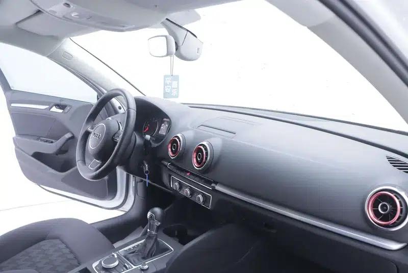 Audi A3 2016 Limousine 35 TFSI — миниатюра 7
