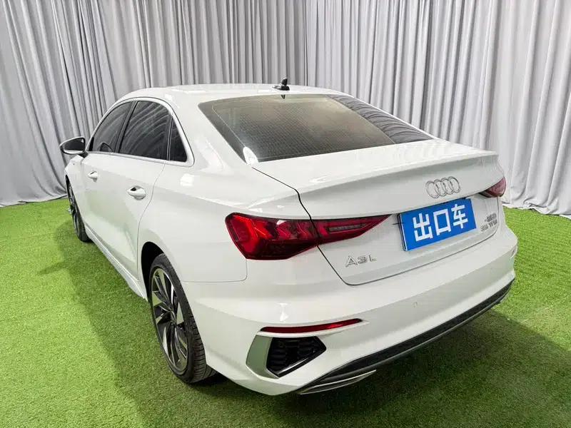 2022 Audi A3 A3L Limousine 35 TFSI Fashion Sport — миниатюра 4