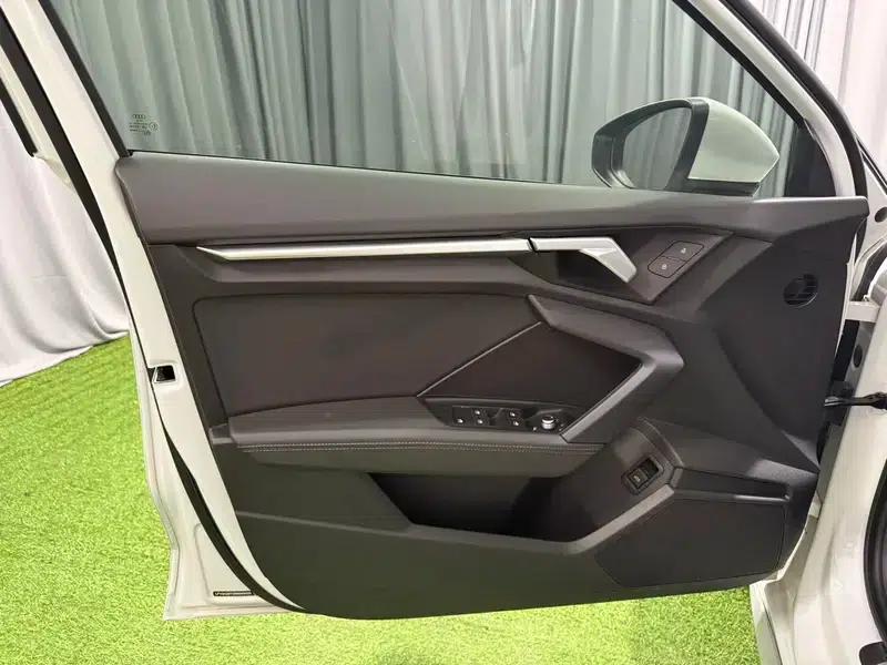 2022 Audi A3 A3L Limousine 35 TFSI Fashion Sport — миниатюра 9