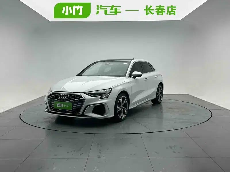 Audi A3 2021 Sportback 35 TFSI Luxury Sport — миниатюра 1