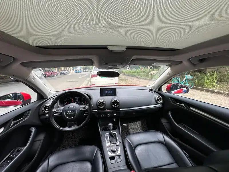 Audi A3 2015 Sportback 35 TFSI Millionth Anniversary Smart Edition — миниатюра 6