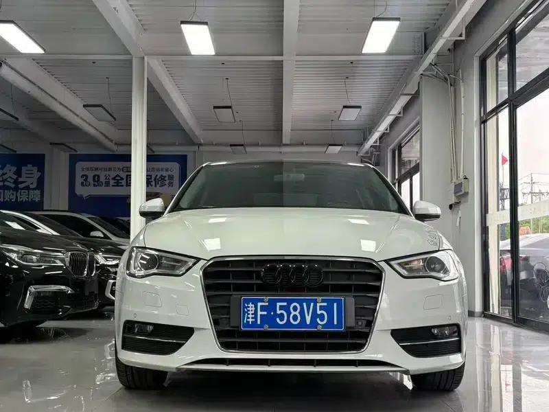 Audi A3 2016 Sportback 35 TFSI Leading Edition — миниатюра 2