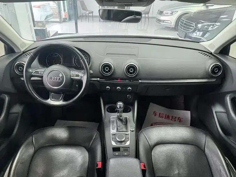 Audi A3 2016 Sportback 35 TFSI Leading Edition — миниатюра 7
