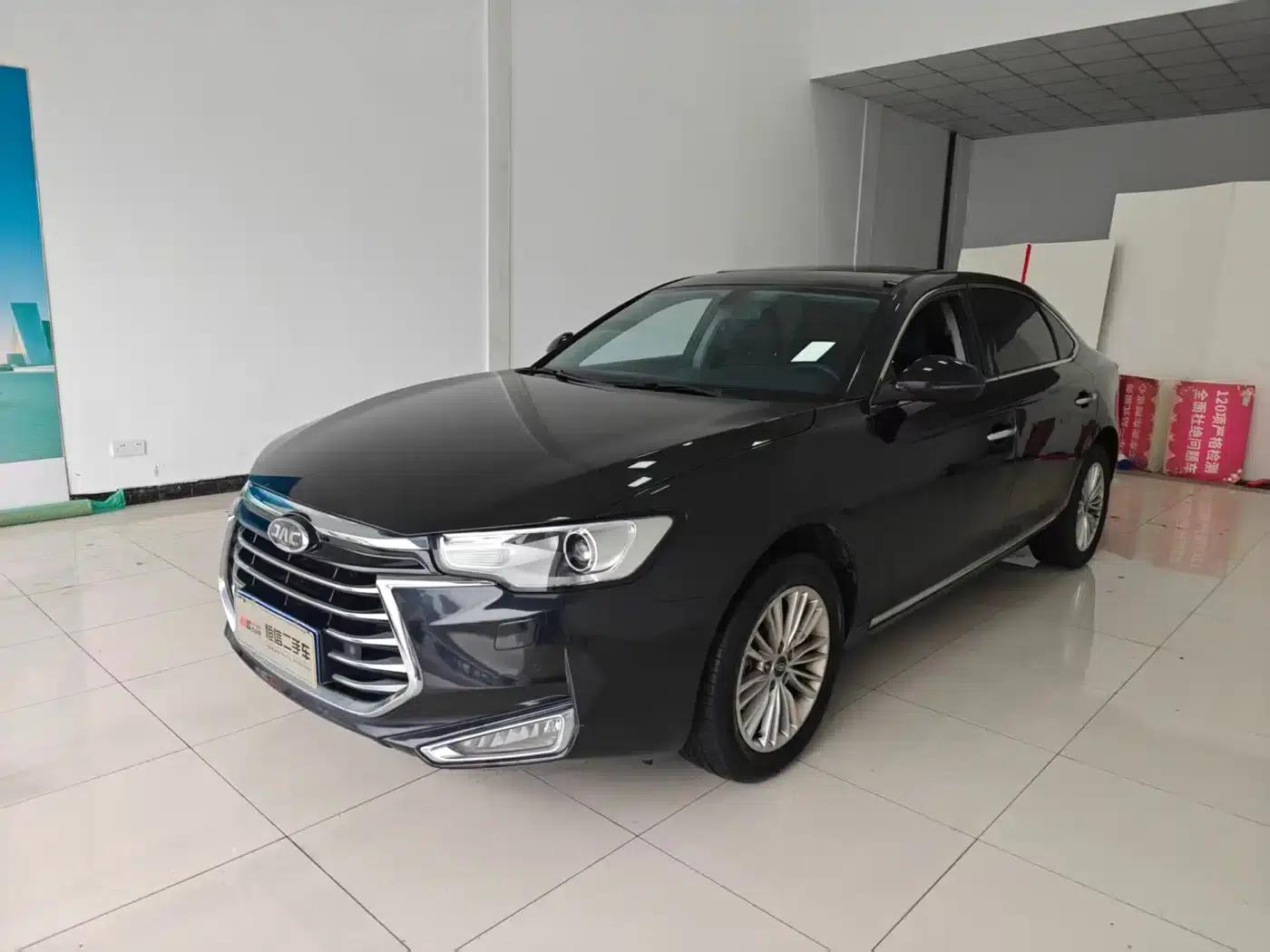 Refine A60 2017 1.5TGDI Automatic Luxury Edition — миниатюра 1