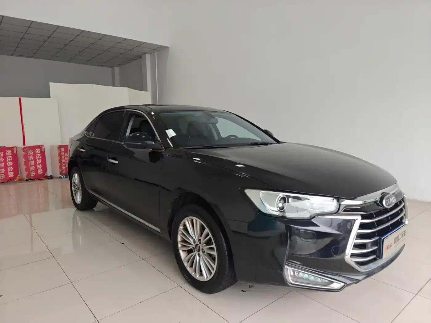 Refine A60 2017 1.5TGDI Automatic Luxury Edition — миниатюра 3