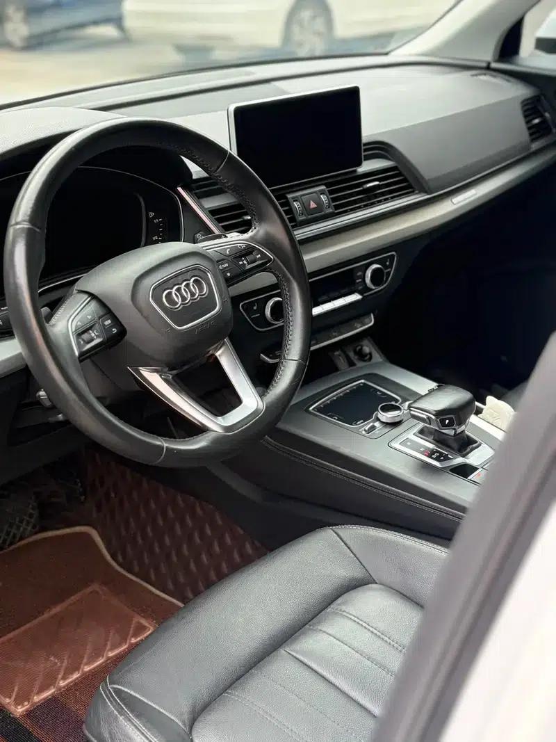 Audi Q5L 2020 40 TFSI Luxury Fashion Edition — миниатюра 8