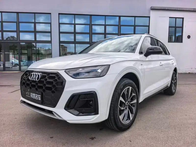 Audi Q5L 2023 40T Luxury Dynamic — миниатюра 1