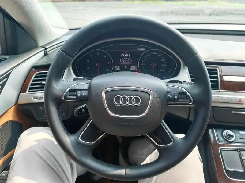 2017 Audi A8 A8L 45 TFSI quattro Comfort — миниатюра 10