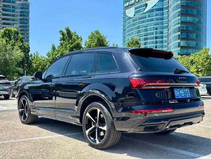 Audi Q7 2022 55 TFSI quattro S line Sport — миниатюра 4