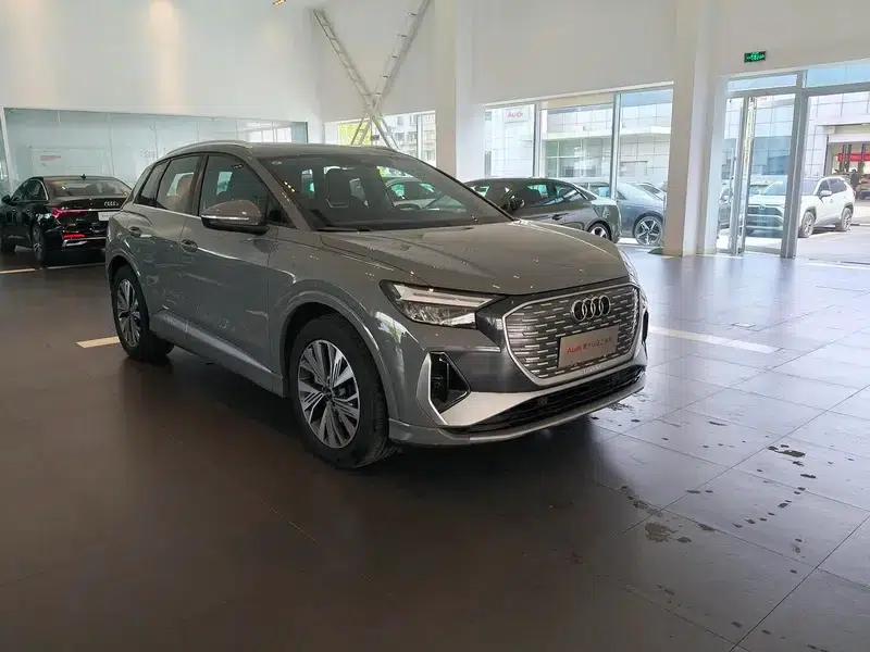 Audi Q4 e-tron 2024 Model 40 e-tron Adventure Edition — миниатюра 3