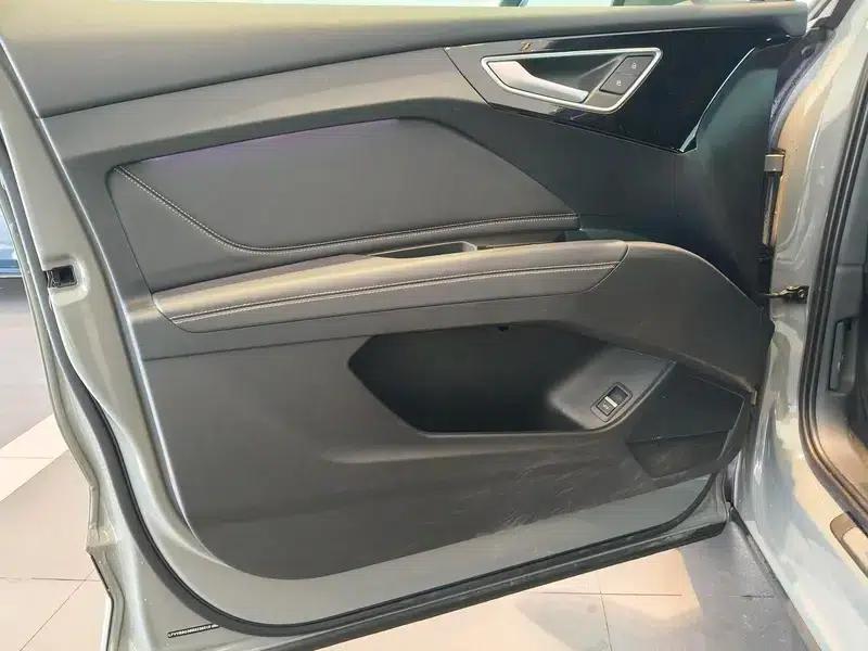 Audi Q4 e-tron 2024 Model 40 e-tron Adventure Edition — миниатюра 8