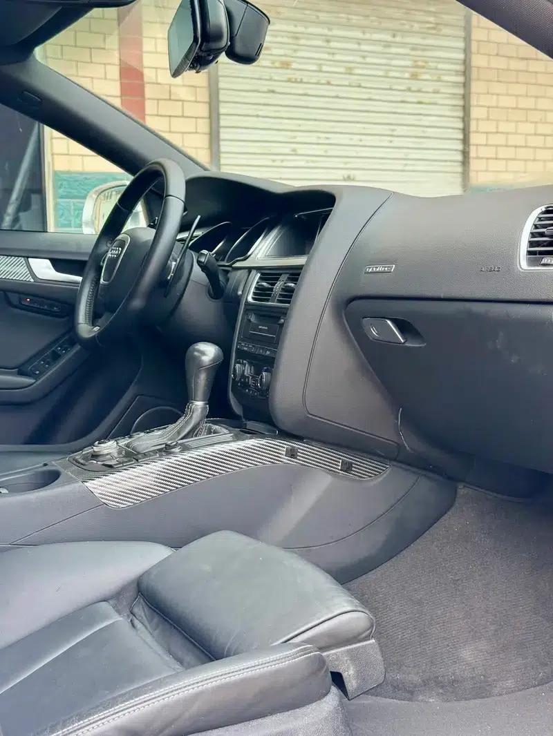 2010 Audi S5 3.0T Sportback — миниатюра 7