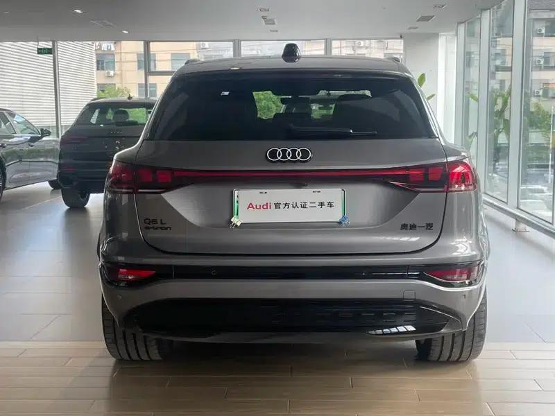Audi Q6L e-tron 2026 First Edition — миниатюра 4