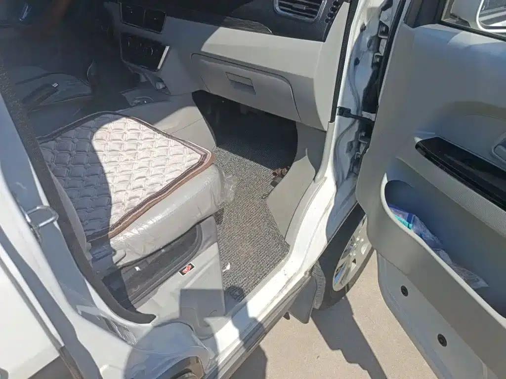 New Haishi X30L 2024 Champion Edition Bus, 5/6/7 Seats, Central Air Conditioning — миниатюра 20