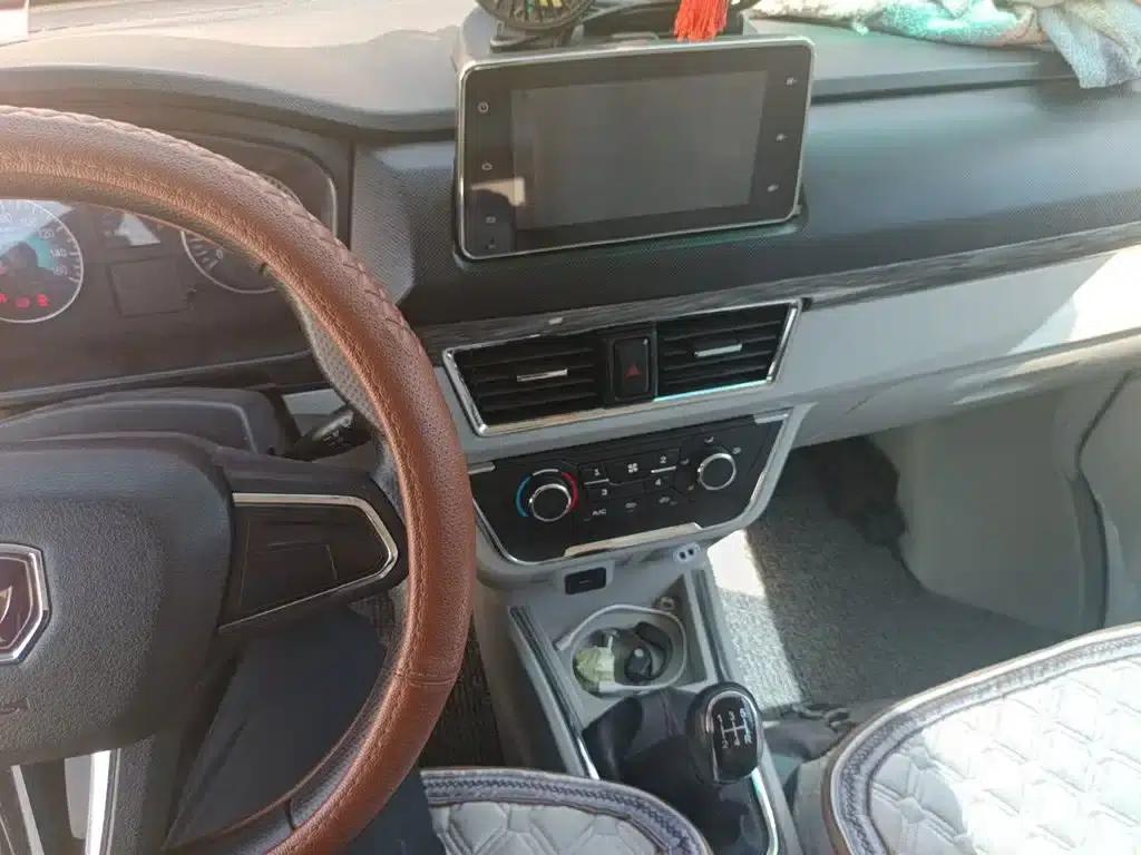 New Haishi X30L 2024 Champion Edition Bus, 5/6/7 Seats, Central Air Conditioning — миниатюра 6