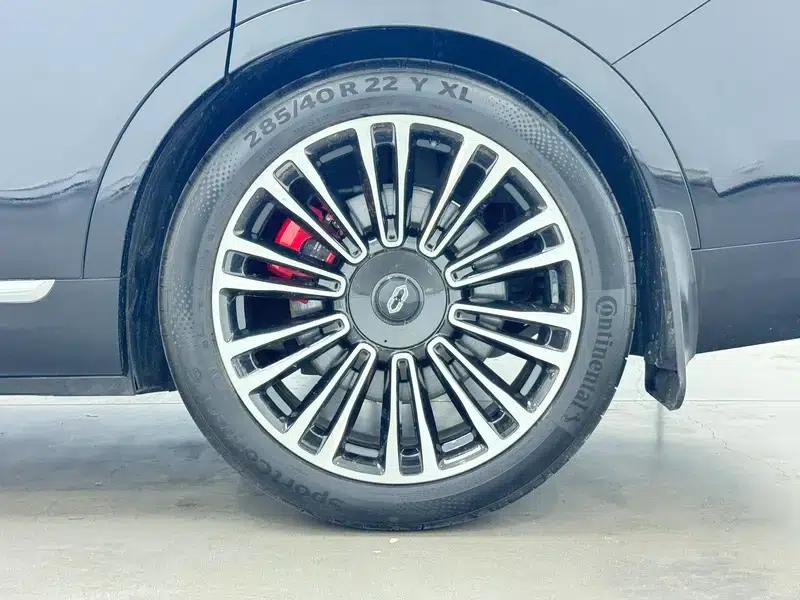Wenjie M9 2024 Ultra Range Extended 6-Seater — миниатюра 9
