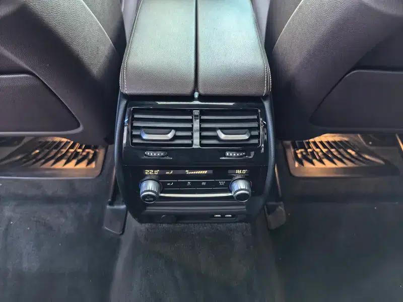 BMW 5 Series 2022 530Li Luxury Package — миниатюра 9