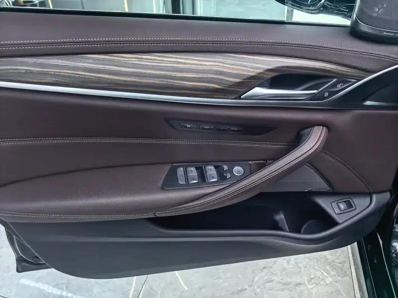 BMW 5 Series 2022 530Li Luxury Package — миниатюра 10