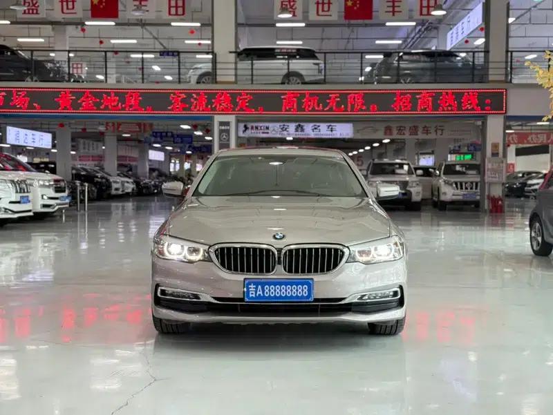 2018 BMW 5 Series Facelift 530Li xDrive Luxury Package — миниатюра 2
