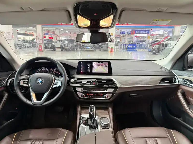 2018 BMW 5 Series Facelift 530Li xDrive Luxury Package — миниатюра 10
