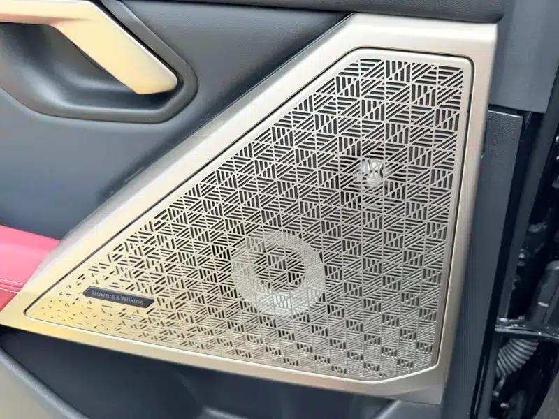 2025 BMW 5 Series Facelift 530Li Luxury M Sport Package — миниатюра 11