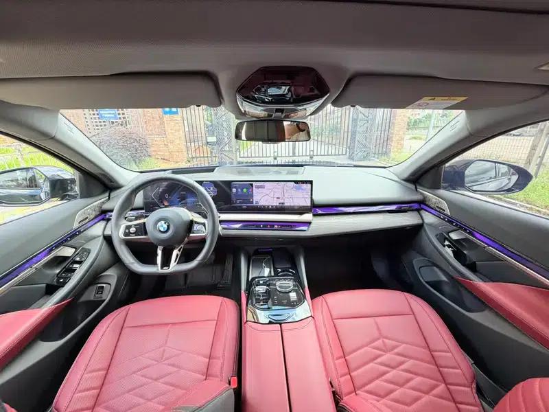 2025 BMW 5 Series Facelift 530Li Luxury M Sport Package — миниатюра 14