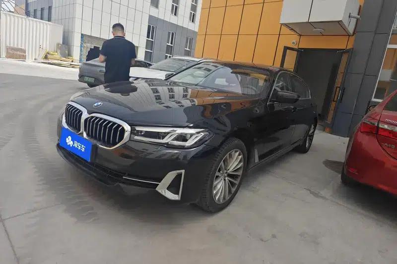 BMW 5 Series 2022 Facelift 525Li Luxury Package — миниатюра 1