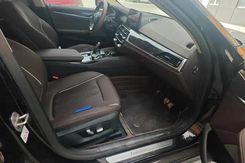 BMW 5 Series 2022 Facelift 525Li Luxury Package — миниатюра 9