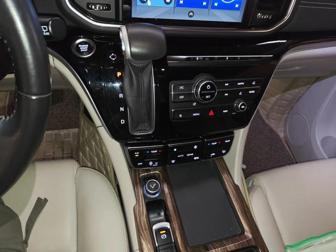 GAC Trumpchi M8 2018 320T Luxury Edition — миниатюра 14