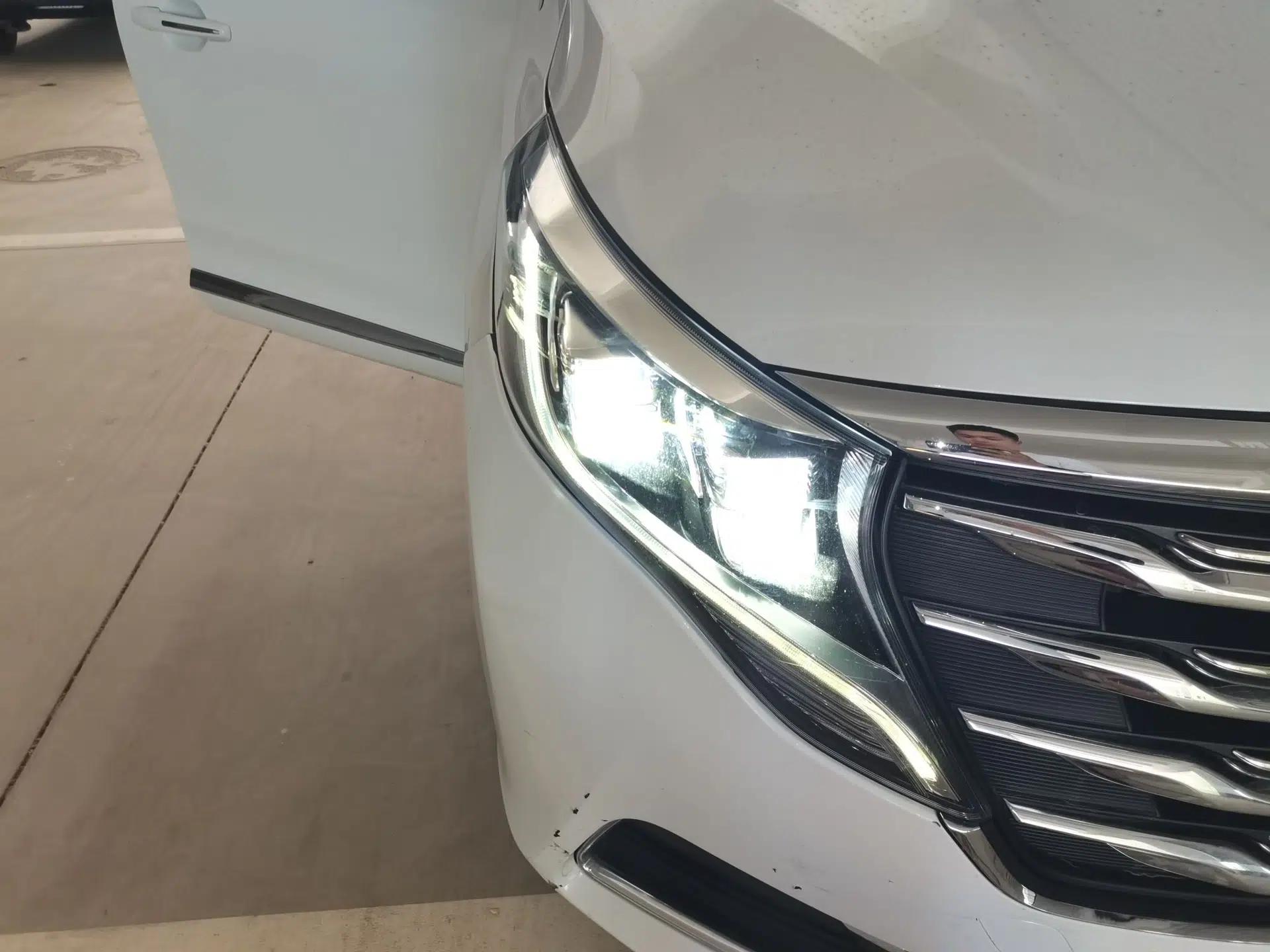 GAC Trumpchi M8 2018 320T Luxury Edition — миниатюра 7