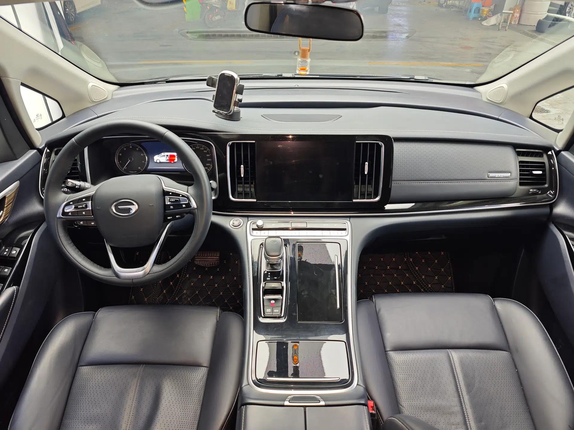 GAC Trumpchi M8 2023 Lingxiu Series 390T Deluxe Edition — миниатюра 17
