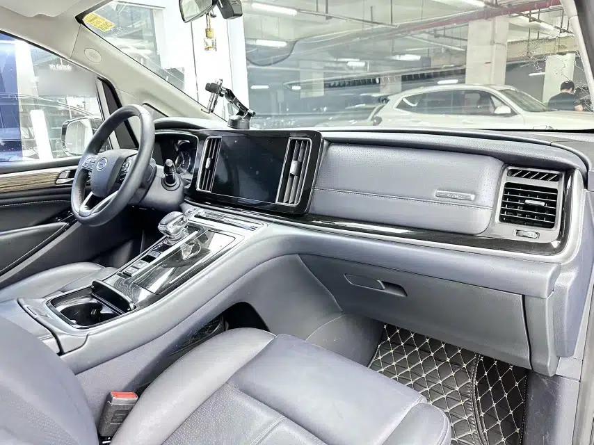 GAC Trumpchi M8 2023 Lingxiu Series 390T Deluxe Edition — миниатюра 30