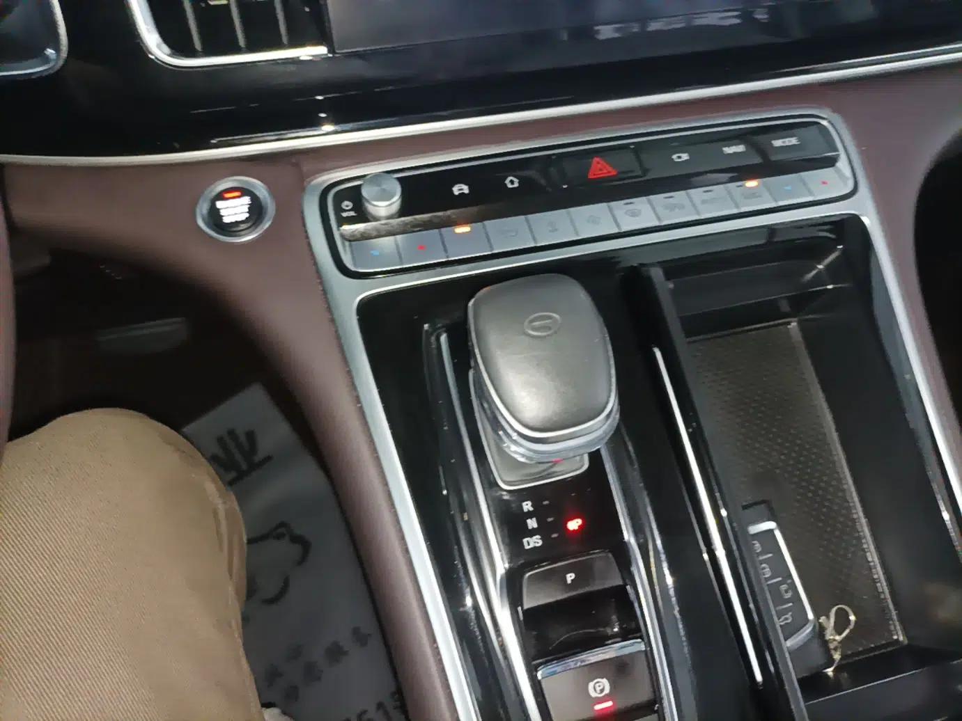 GAC Trumpchi M8 2021 Master Series 390T Ultimate Edition — миниатюра 22