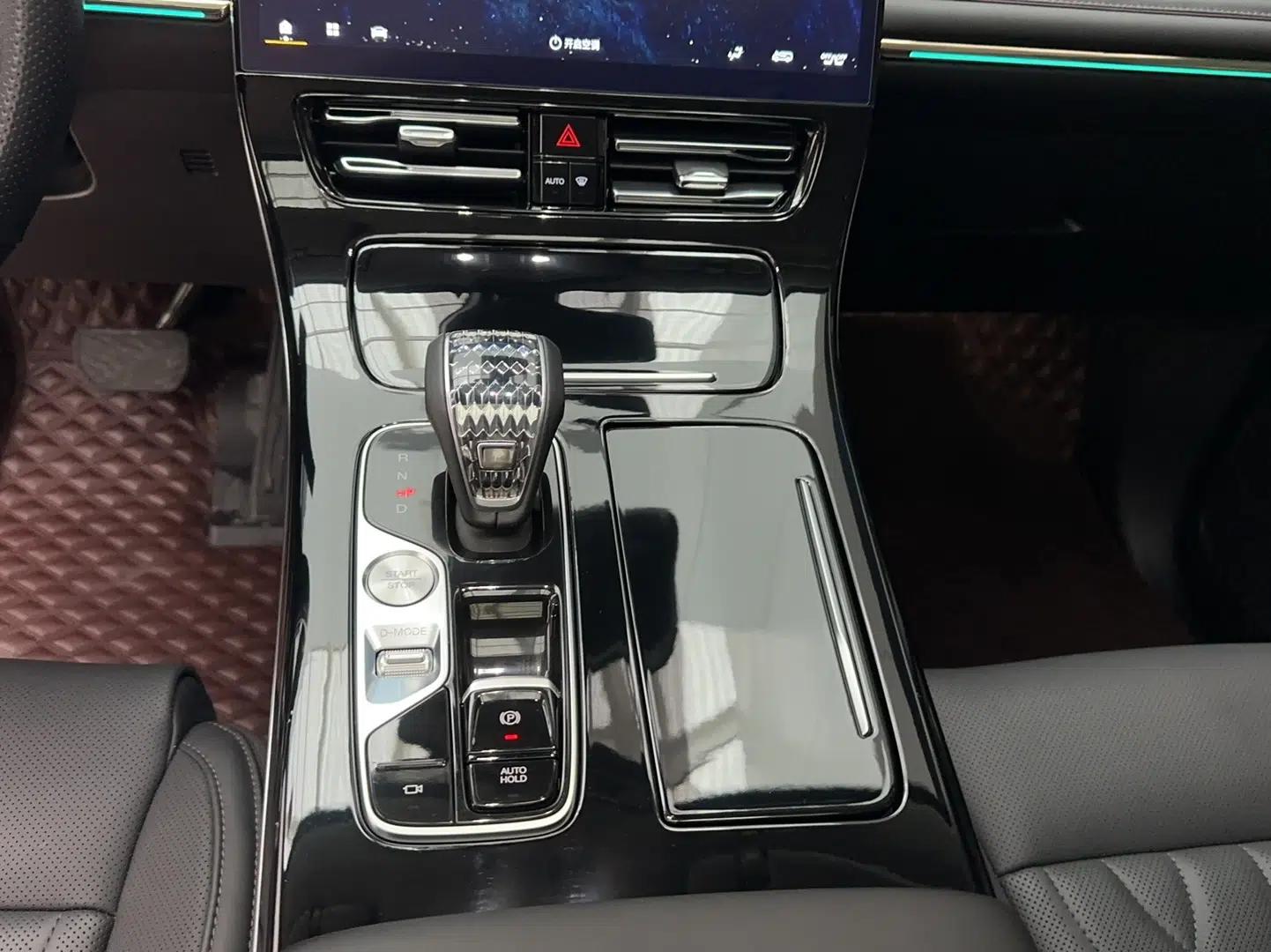 GAC Trumpchi M8 2024 Master Series 400T Ultimate Edition — миниатюра 13