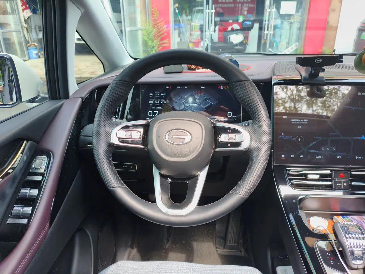 GAC Trumpchi M8 2024 Master Series 400T Ultimate Edition — миниатюра 10