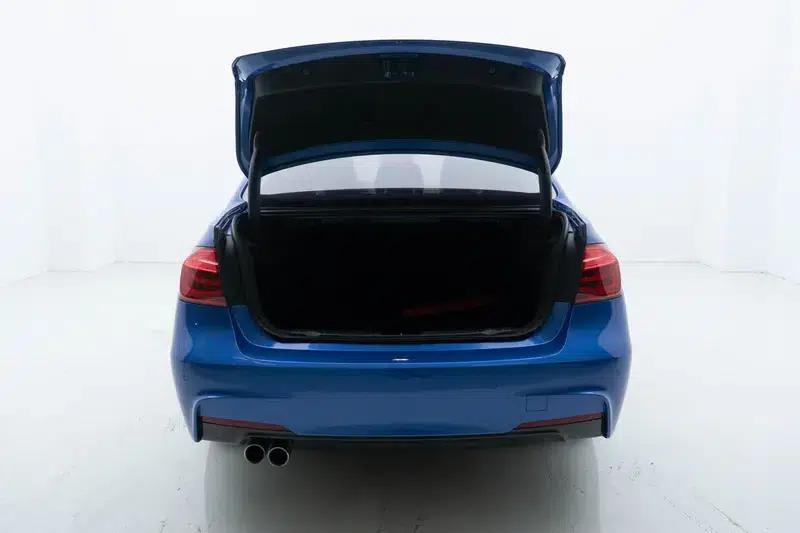 2017 BMW 3 Series 320Li M Sport — миниатюра 20