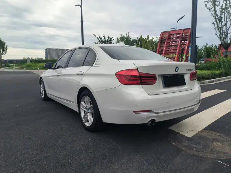 2018 BMW 3 Series 318Li — миниатюра 4