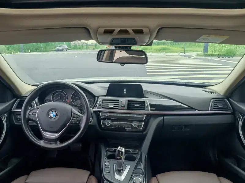 2018 BMW 3 Series 318Li — миниатюра 8
