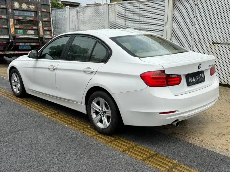 2014 BMW 3 Series 320i Fashion Edition — миниатюра 4