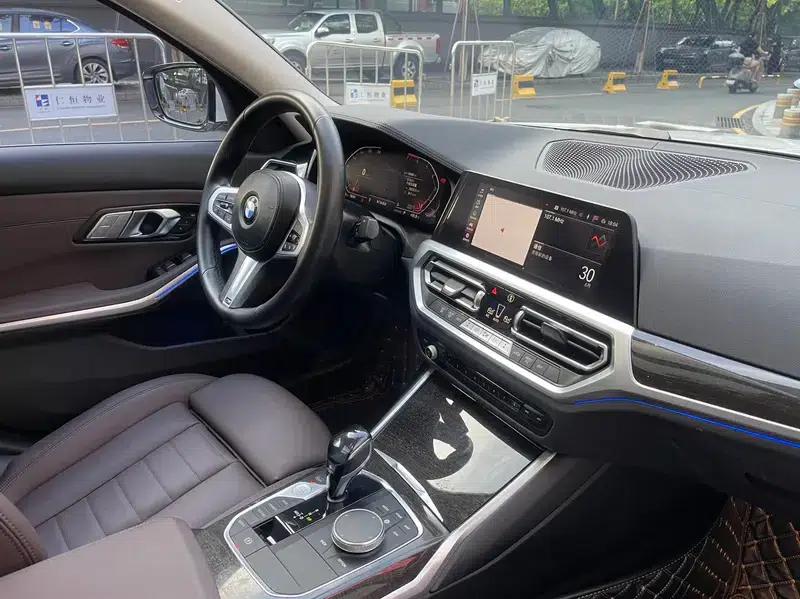 2020 BMW 3 Series 325Li M Sport Package — миниатюра 11