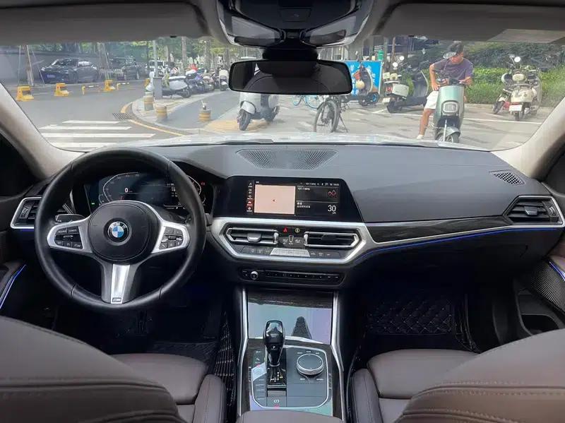 2020 BMW 3 Series 325Li M Sport Package — миниатюра 12