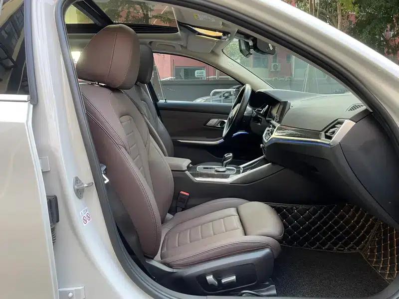 2020 BMW 3 Series 325Li M Sport Package — миниатюра 14