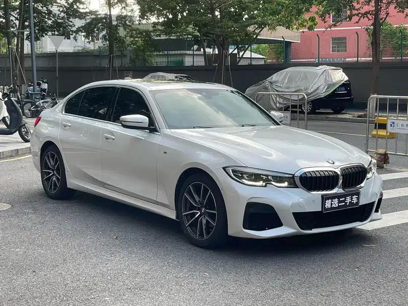 2020 BMW 3 Series 325Li M Sport Package — миниатюра 3