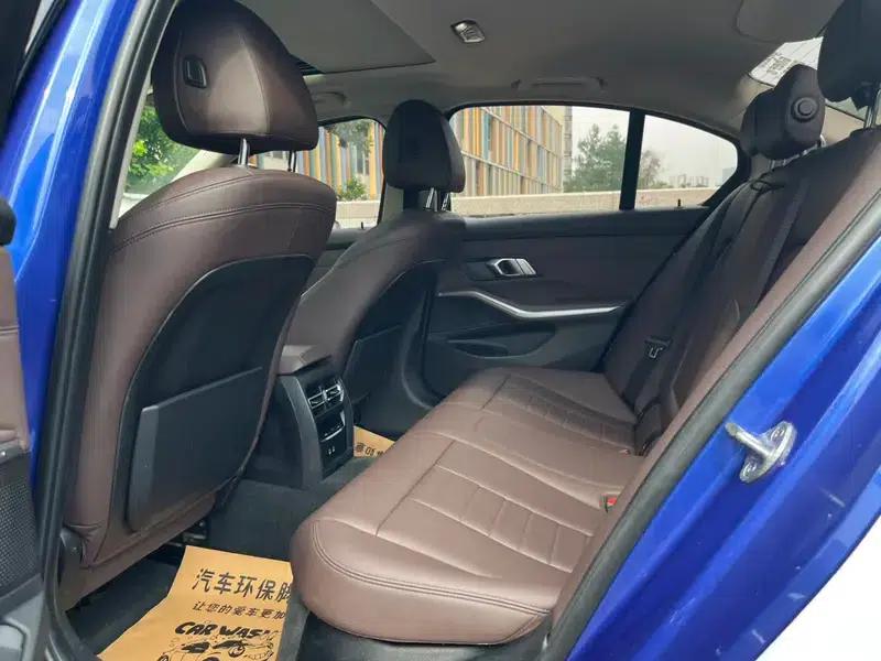2020 BMW 3 Series 325i M Sport Package — миниатюра 11